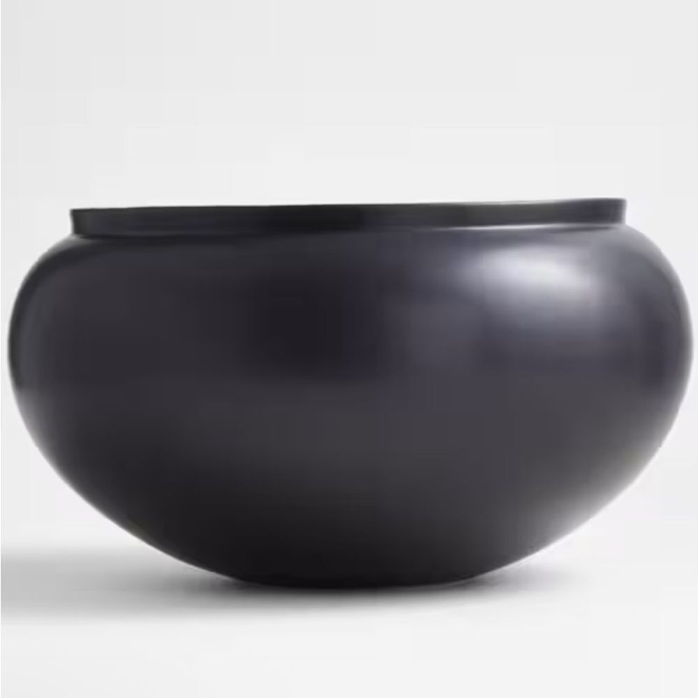Crate & Barrel Jimena Ceramic Centerpiece Bowl in Black. New!